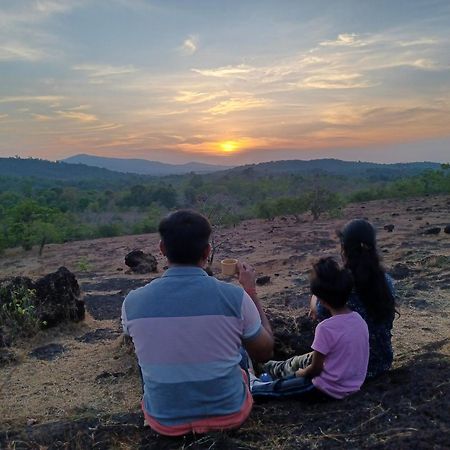 Nature'S Nest Eco Resort Goa, Near Dudhsagar Waterfalls Molem Ngoại thất bức ảnh